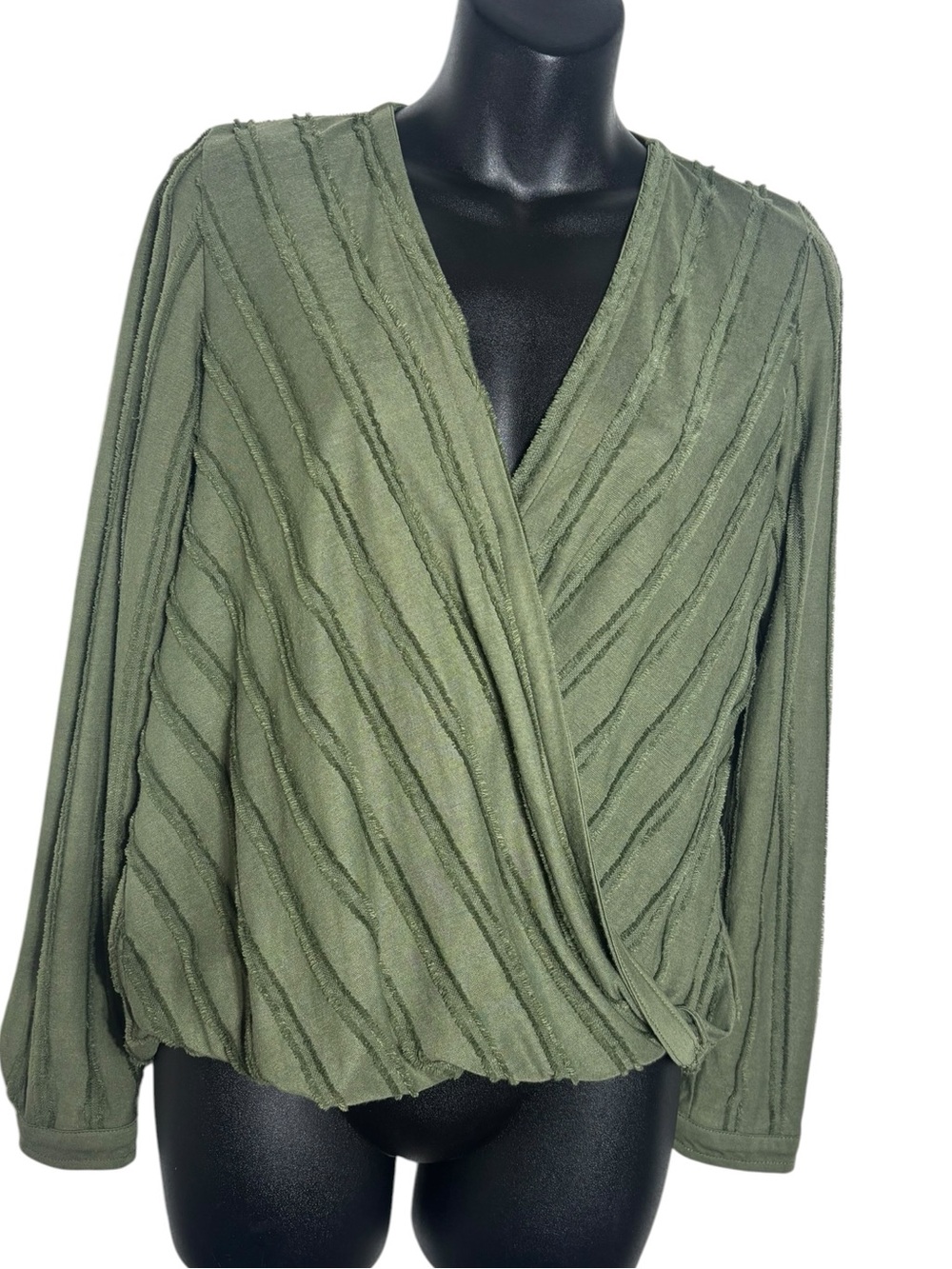 Maeve Anthropologie women’s medium faux wrap top textured v neck long sleeve